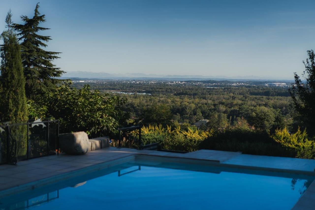 La Villa Du Rhone Miribel  Exterior foto